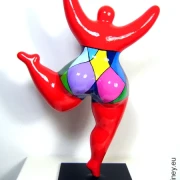 red Nana sculpture with polygonal pattern! 31cm / 12 inches