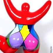 red Nana sculpture with polygonal pattern! 31cm / 12 inches