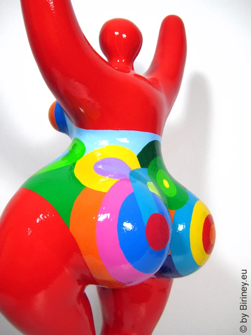 rote Unikat Nana-Figur Höhe 49 cm rot/bunt