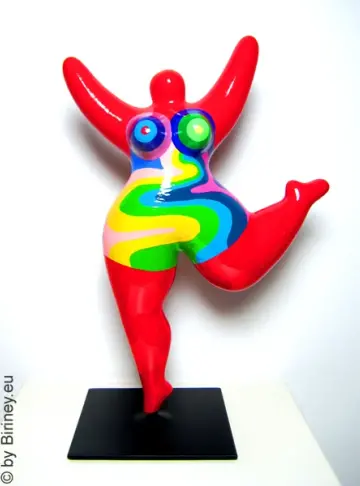 red Nana sculpture “Waves” ceramic 31cm / 12.2 inches