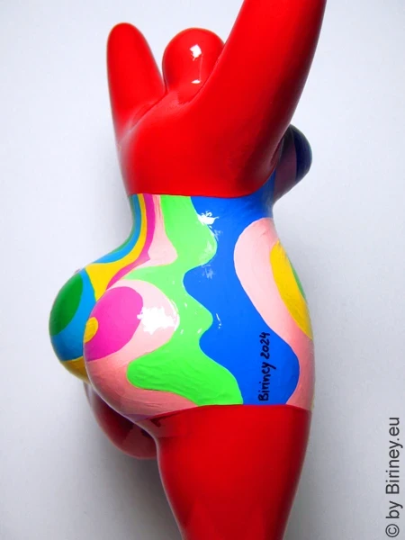 red Nana sculpture “Waves” ceramic 31cm / 12.2 inches