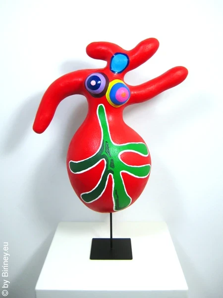 Sculpture “Malena” 40cm / 15.7 inches with leaf pattern