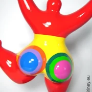 Red Nana sculpture made of ceramic!  32cm /12.5 inches Cercles