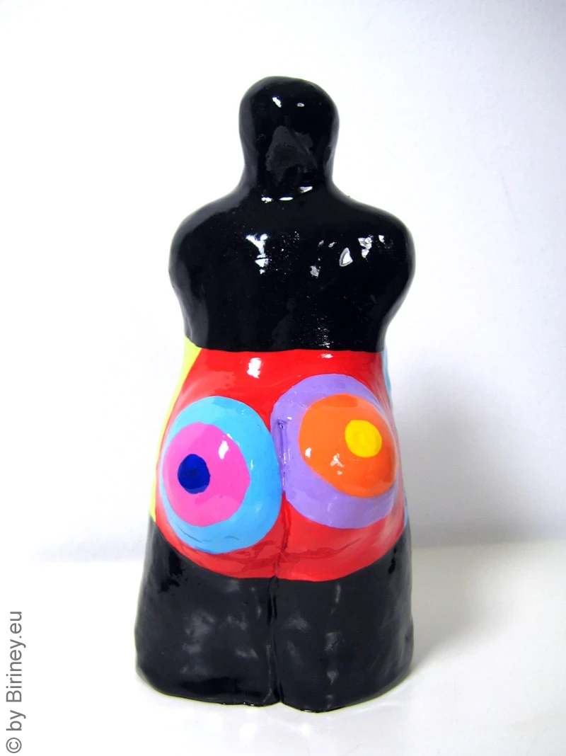 Mini sculpture height 11cm black/colored Venus figure