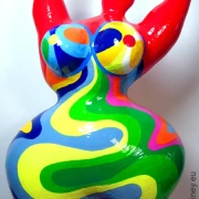 Unikat Nana-Figur Höhe 60 cm rot/bunte Farbwellen