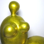 Unikat-Figur "Liegende in Gold" L 41cm