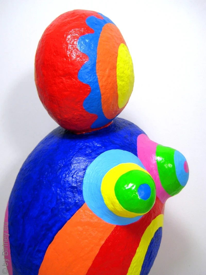 abstrakte Frauen-Figur aus Holzmaché handbemalt  36cm