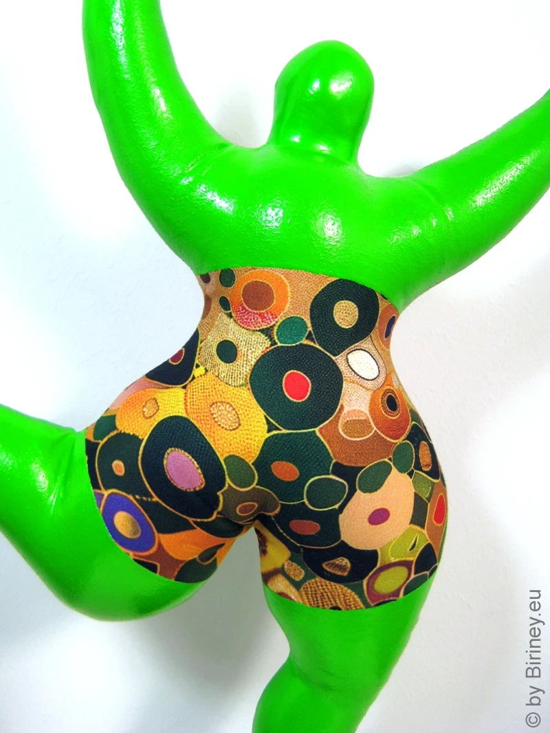 grüne Nana Figur mit Streifenmuster SL Höhe 34cm