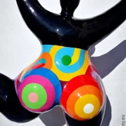schwarz/bunte Nana-Figur 98cm für den Garten! Unikat