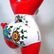 red Nana sculpture with flower pattern! 30cm / 11.8 inches