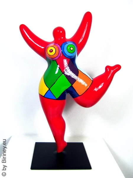 rote Nana-Figur mit bunten Polygonen! 31cm