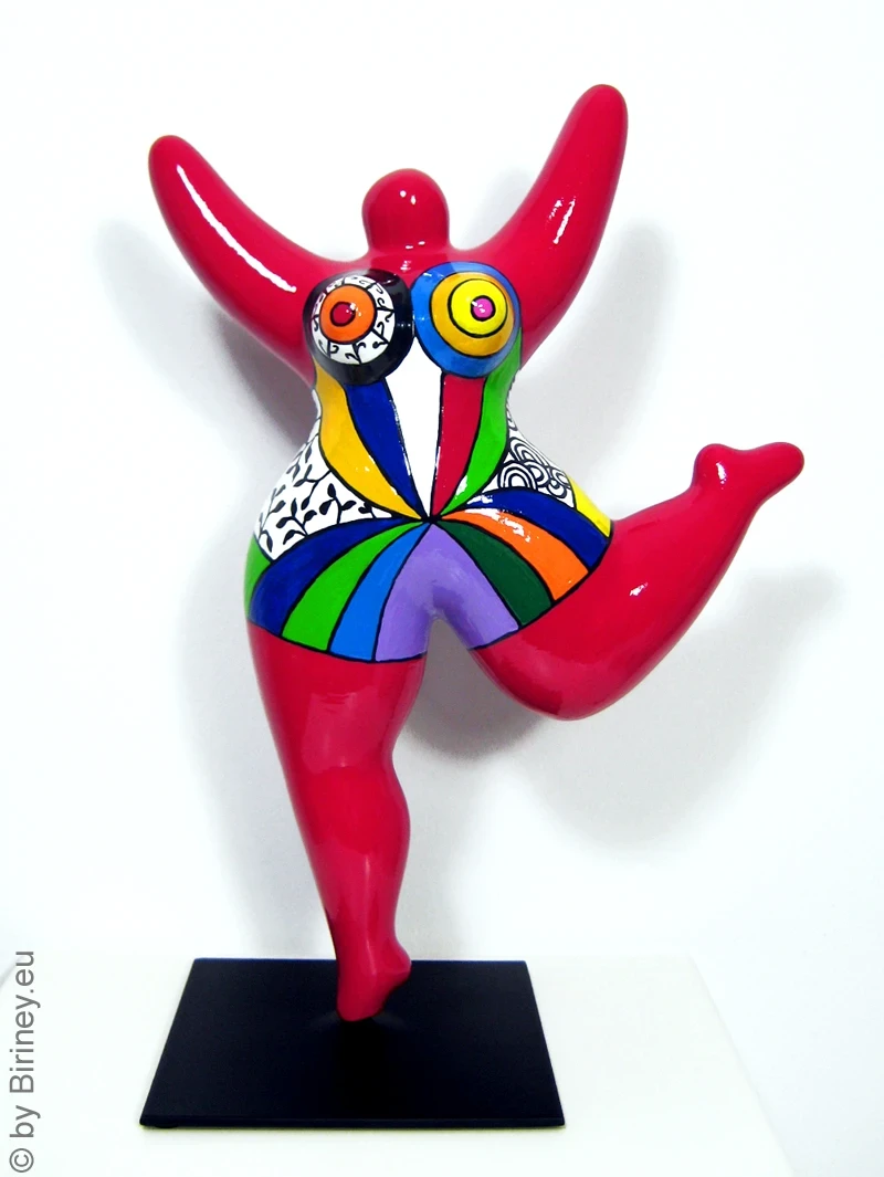 karminrote Nana-Figur mit Mustern 31cm