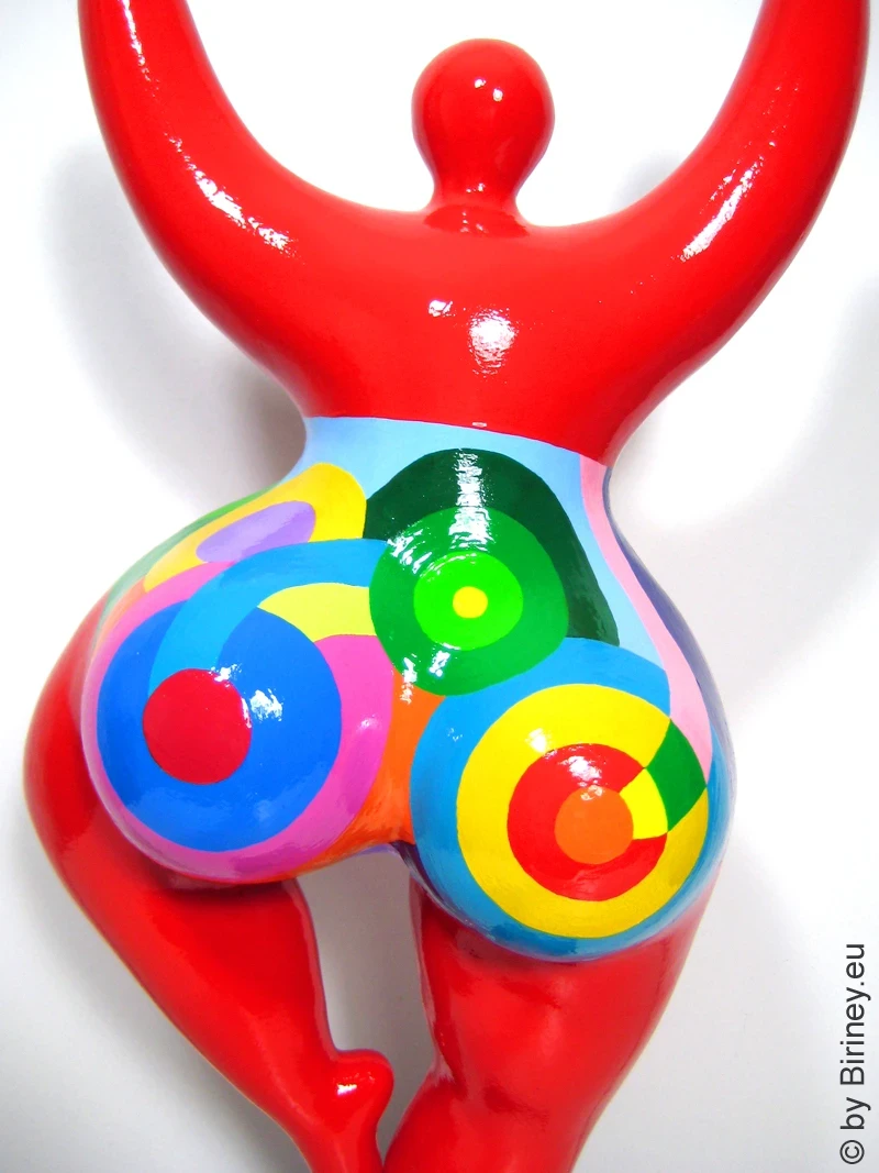Red unique Nana sculpture height 49 cm / 19 inches red/multicolored "Tailla"