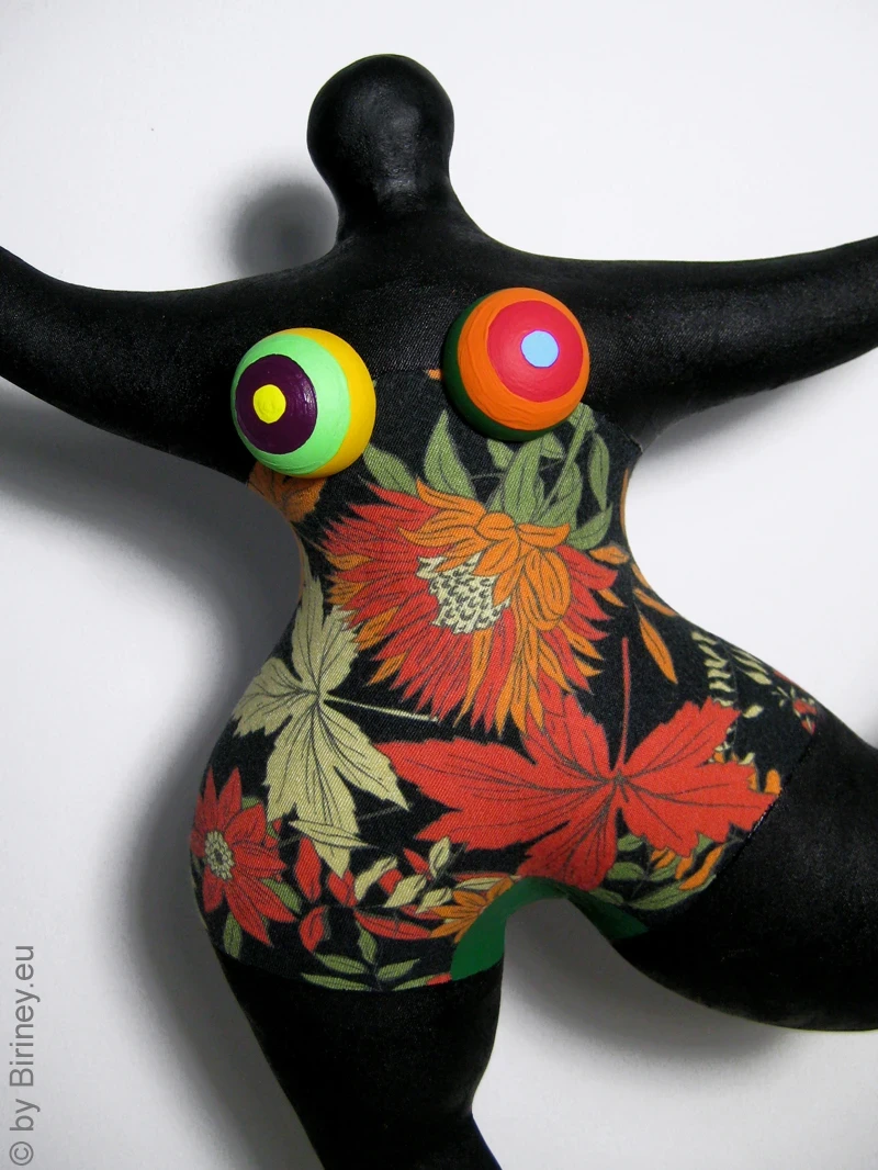 Black Nana figure "Autumn" SL Hight 40cm/ 15.7 inches