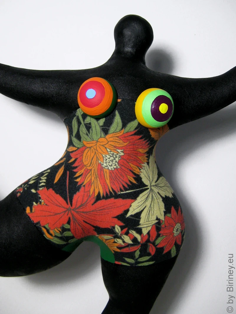 schwarze Nana Figur SL "Herbst" Höhe 45cm Leichtgewicht
